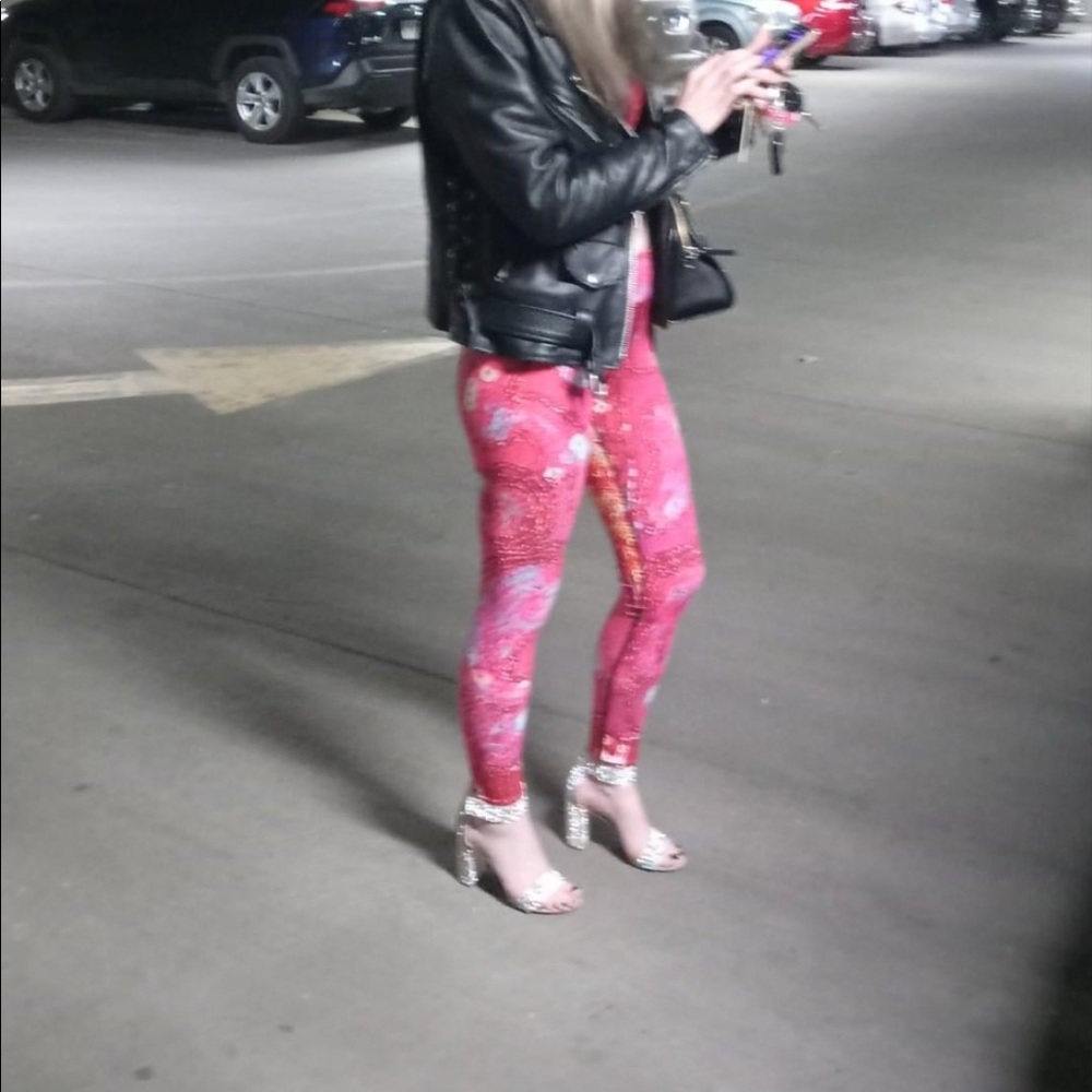 HP🎈Katy Red Sequin Print Yoga Leggings By Ventcri - Picture 6 of 11
